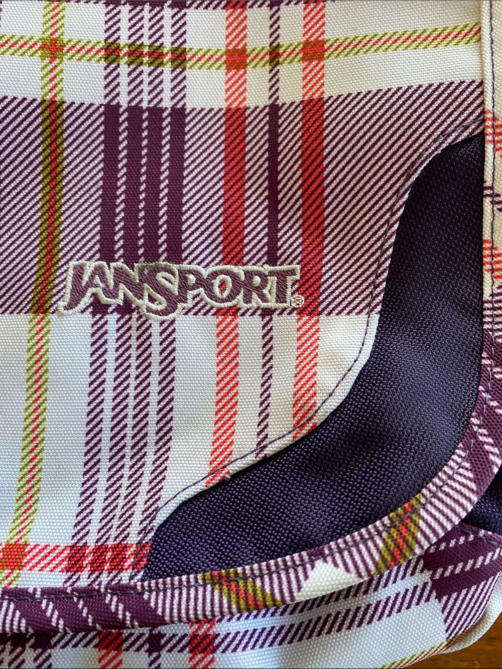 Jansport Purple Plaid Laptop Messenger Bag - Picture 2 of 12